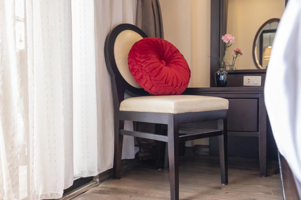 Hanoi Center Silk Charming Hotel & Travel Buitenkant foto